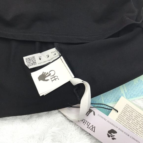 OFF-WHITE Crew neck, short sleeves - Picture 7 of 7